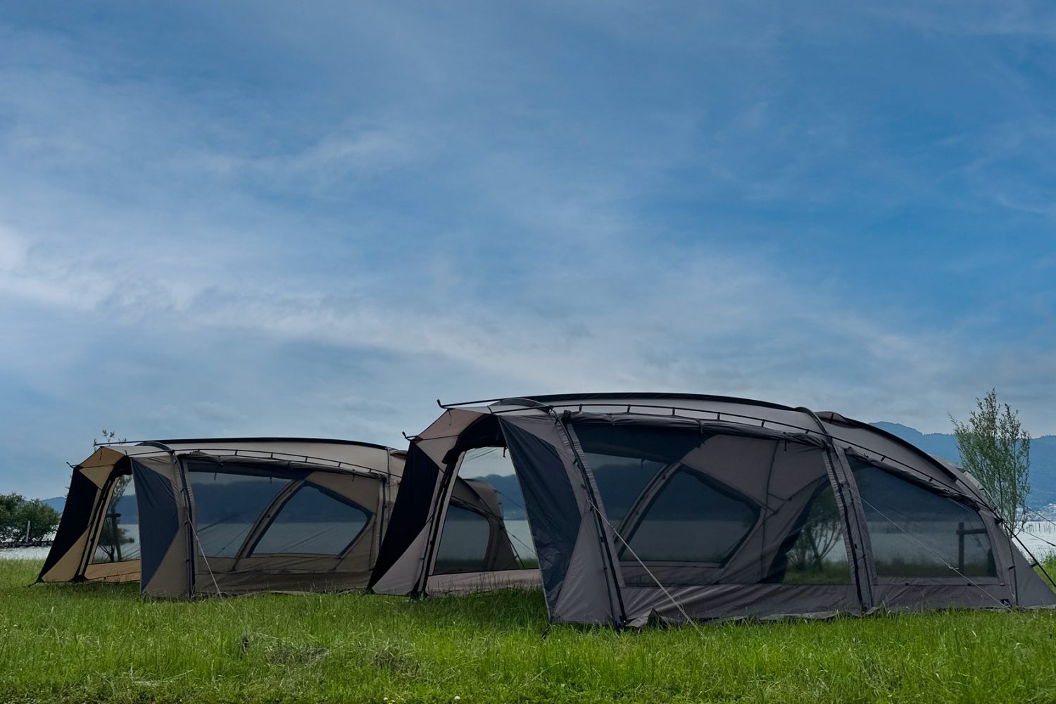 ラーテルワークスからドームとツールームのメリットを融合したテント