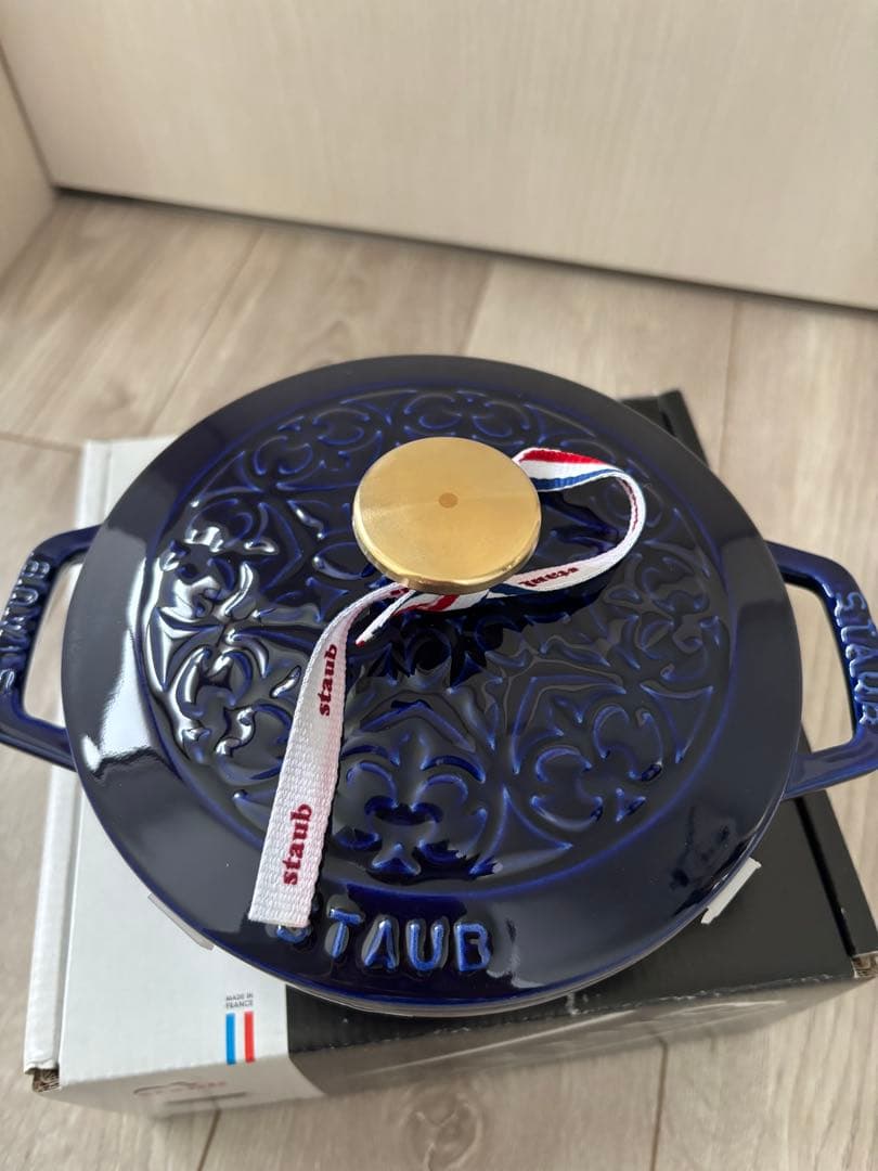 STAUB Wa-NABE リリー グランブルー 本日（11/2）先行発売開始！staub（ストウブ）のLily グランブルー