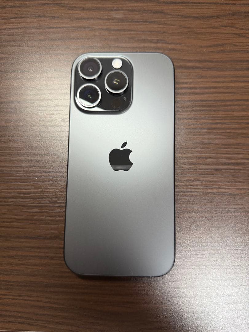 Apple iPhone 16 Pro 128GB ブラックチタニウム Amazon.com: Apple iPhone 16 Pro, US Version, 128GB, Black Titanium