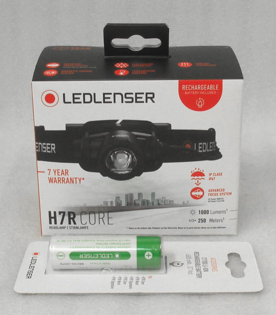 レッドレンザー LED ヘッドライト + 予備バッテリー 未使用品 バッテリーボックス（型番：SP502124_BB）｜アクセサリー｜Ledlenser