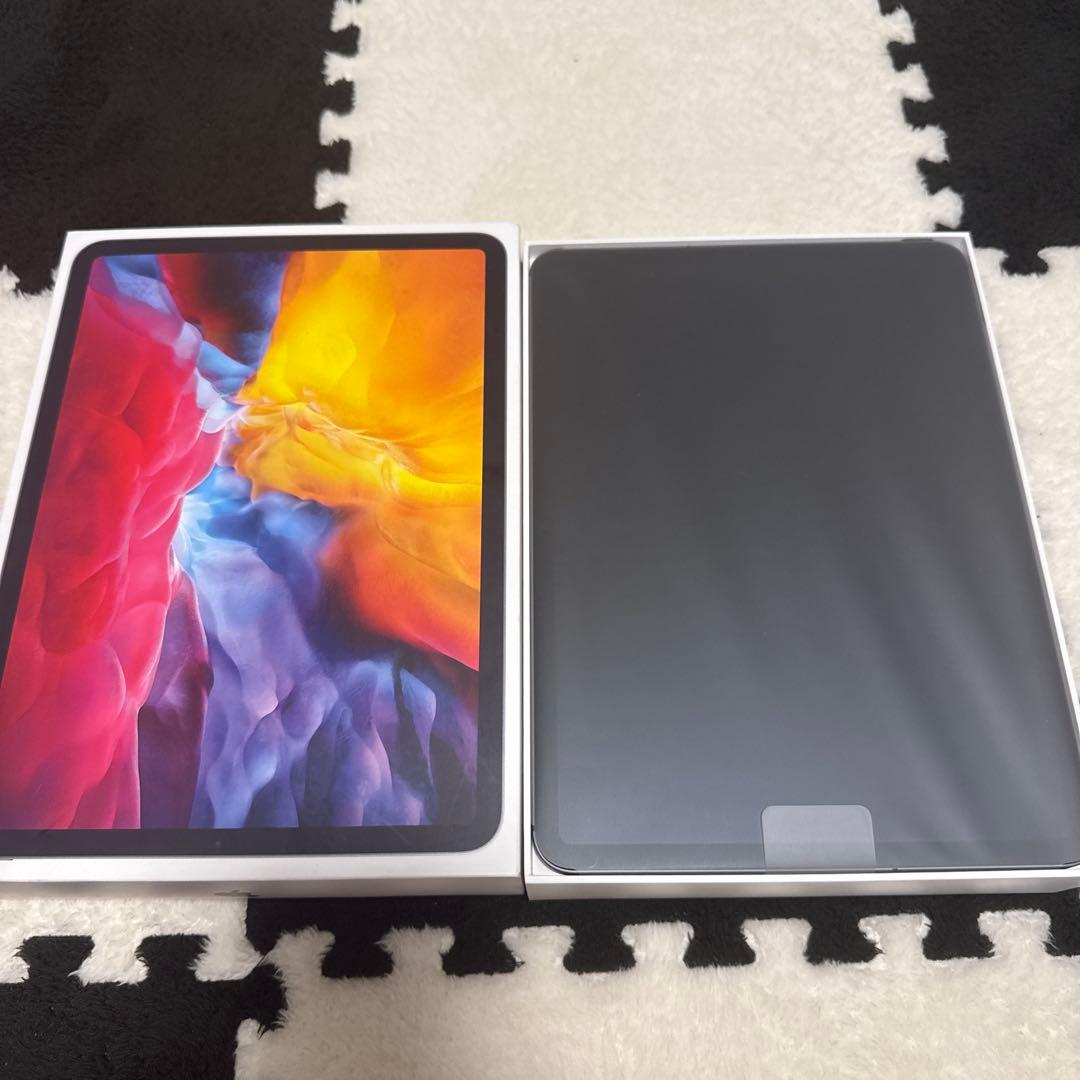 iPad Pro 11インチ　第二世代　WIFI セルラーモデル　256GB Amazon.co.jp: 【整備済み品】 Apple iPad Pro 11インチ (第2世代) Wi