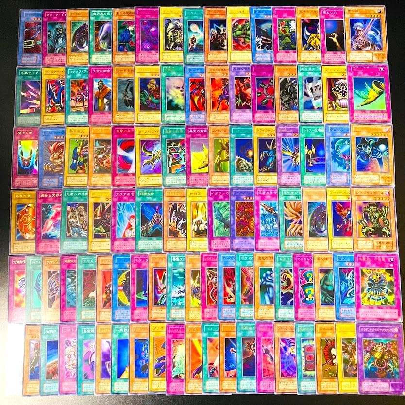 E334遊戯王 初期・2期 スーパー以上 状態良好 豪華 100枚セット ☆遊戯王の珍しい初期の高額カード☆買い取りました☆ - マンガ倉庫