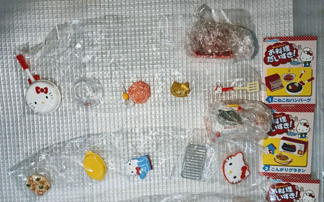 未開封 ハローキティ お料理だいすき！ 全8種類 リーメント - メルカリ