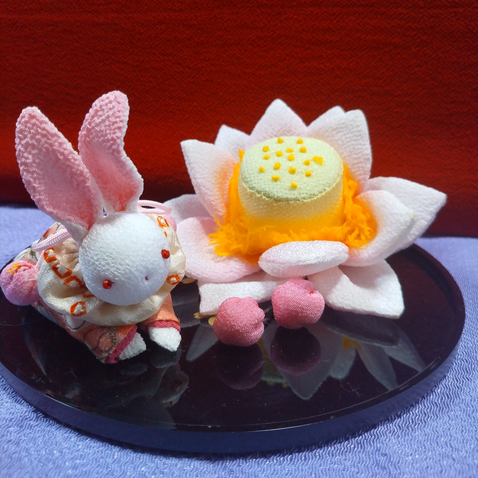 ちりめん細工の蓮の花とうさぎ - sekijyosann1 | minne byGMOペパボ